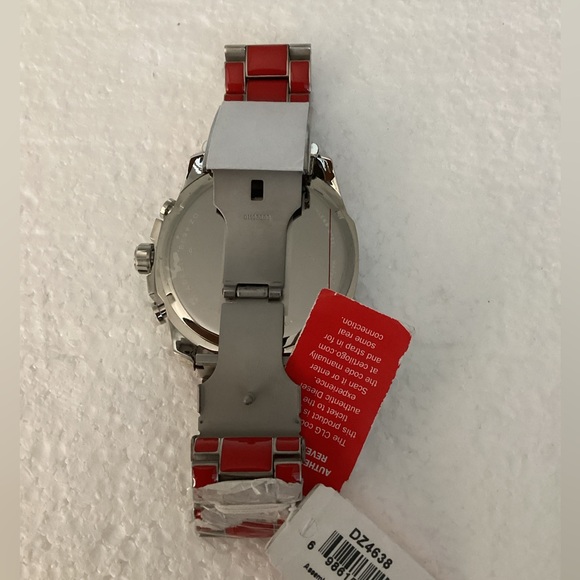 Diesel Mr Daddy 2.0 Chronograph Grey Dial Red Rubber Strap  Diesel Red and Silver Men\'s Chronograph Watch